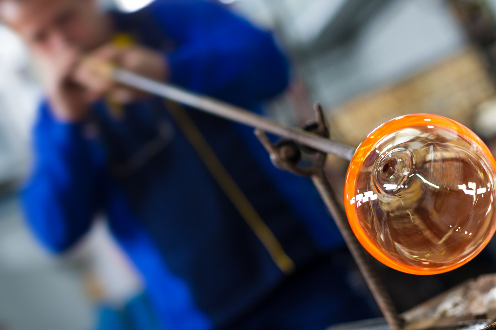 ▷ Glass blowers: PIPEMAKERS